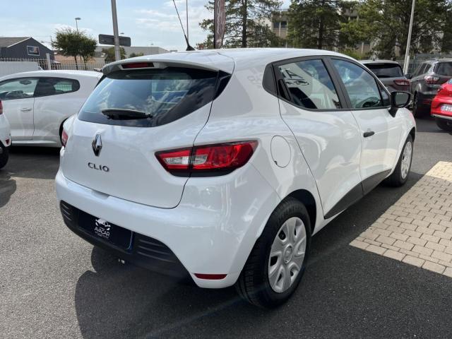 Renault Clio image 9
