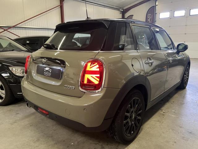Mini Cooper image 7