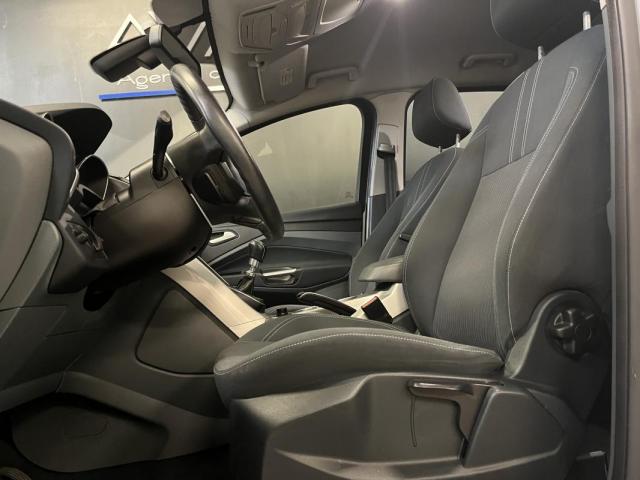 Ford C-Max image 6