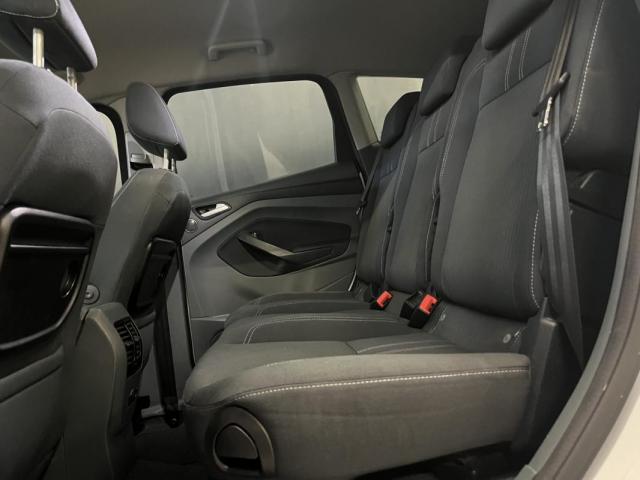 Ford C-Max image 2
