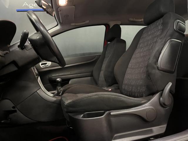 Peugeot 307 image 6