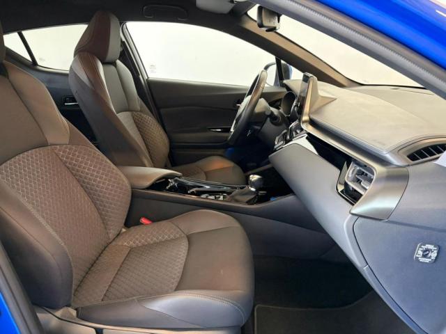 Toyota C-Hr image 5