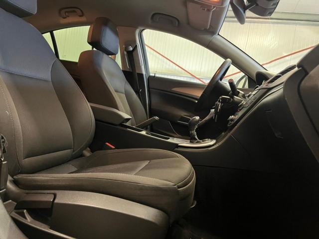 Opel Insignia image 8