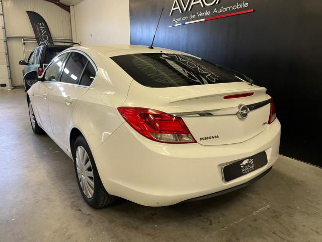 Opel Insignia image 3
