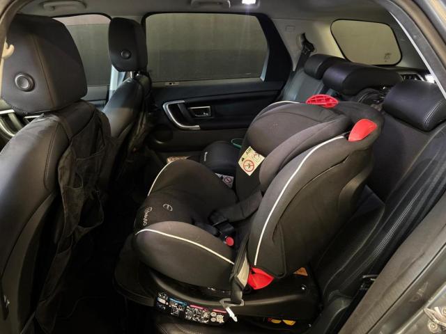 Land Rover Discovery Sport image 9