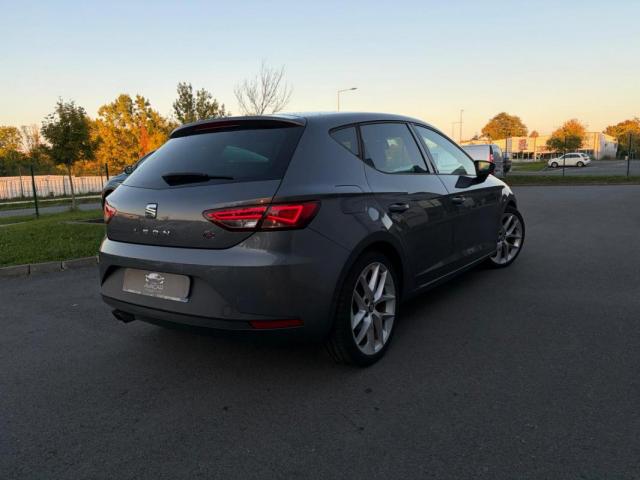 Seat Leon image 4