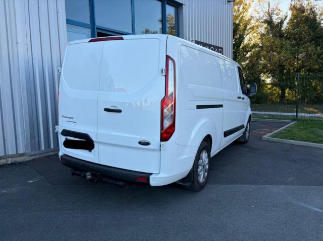 Ford Transit Custom image 8