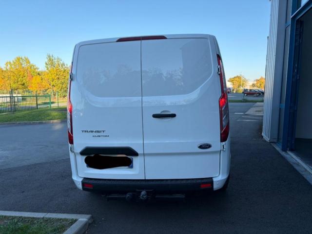 Ford Transit Custom image 9