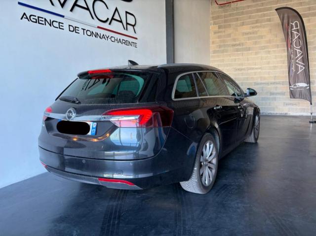 Opel Insignia Sports Tourer image 9