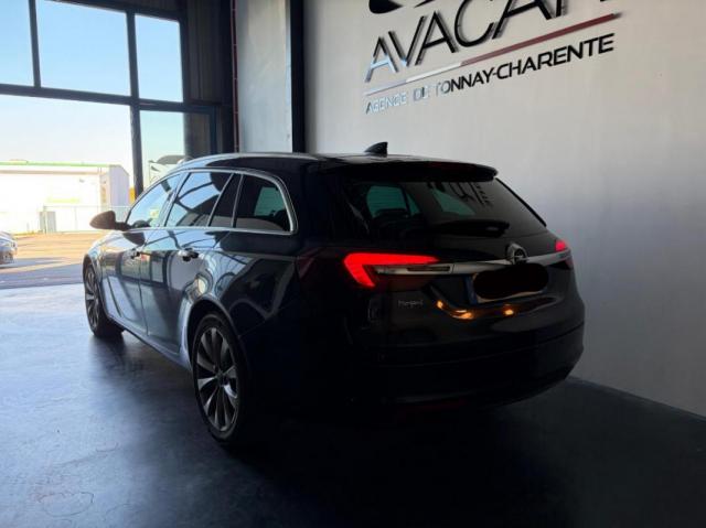 Opel Insignia Sports Tourer image 5