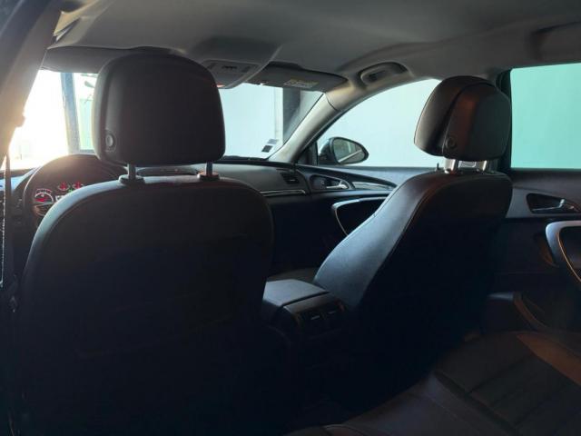 Opel Insignia Sports Tourer image 7