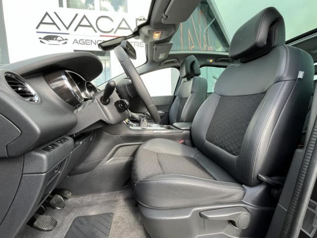 Peugeot 3008 image 2