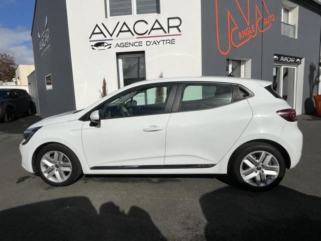 Renault Clio image 2