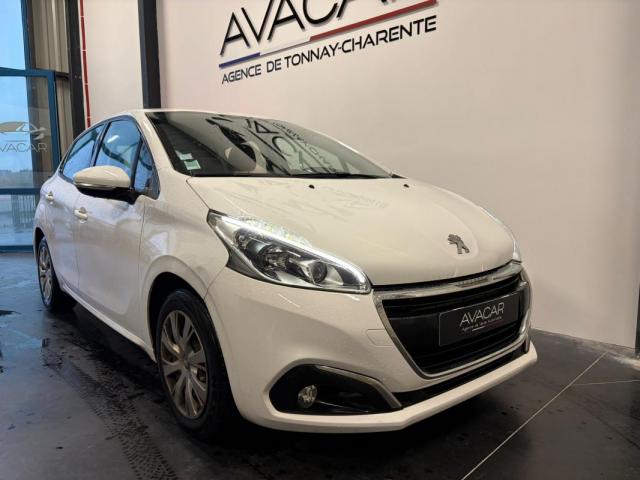 Peugeot 208 image 5