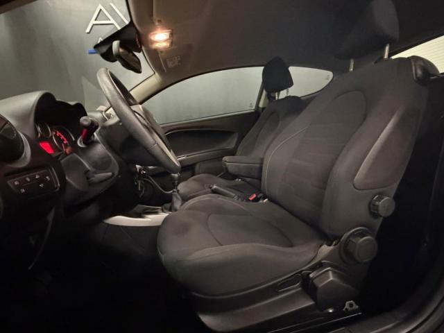 Alfa Romeo Mito image 8