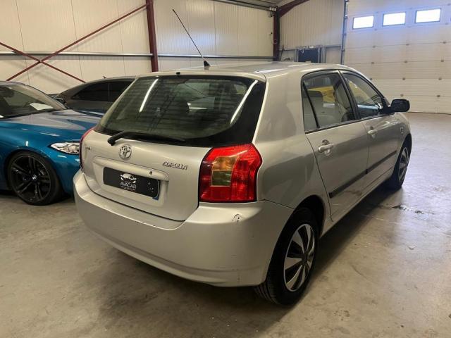 Toyota Corolla image 5