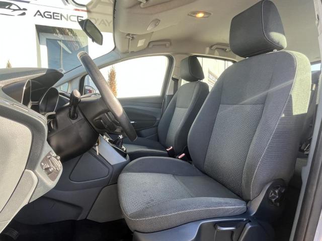 Ford C-Max image 7