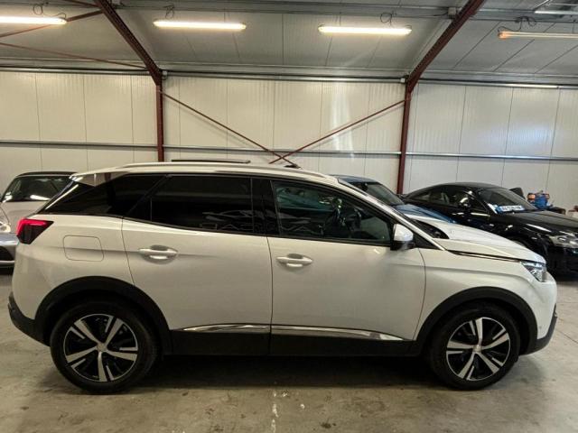 Peugeot 3008 image 3