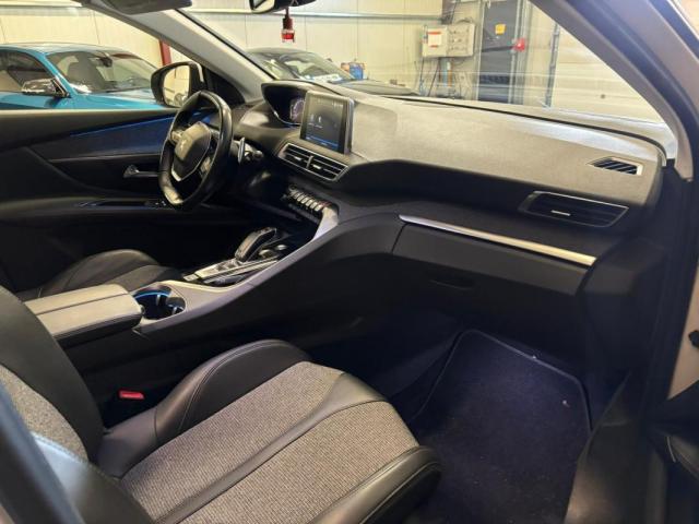 Peugeot 3008 image 9