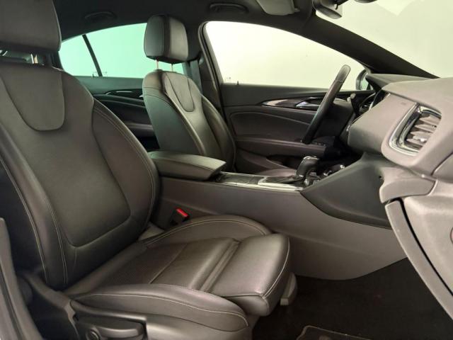 Opel Insignia image 1