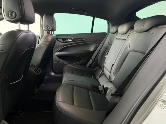 Opel Insignia image 3