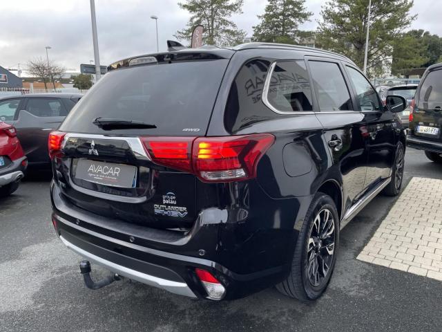 Mitsubishi Outlander image 7