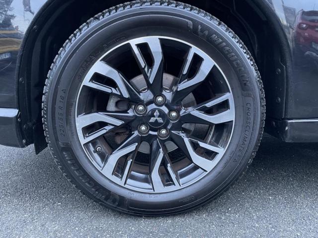 Mitsubishi Outlander image 3