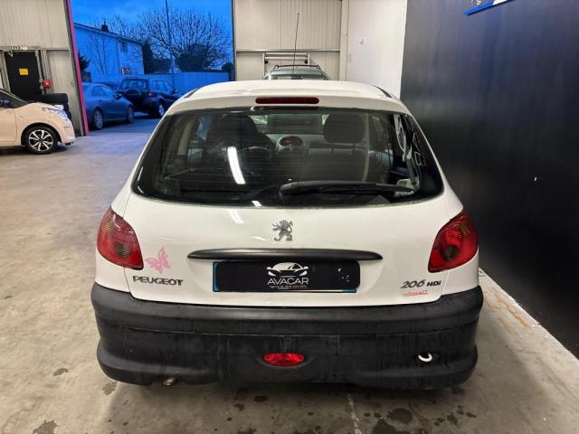 Peugeot 206 image 9