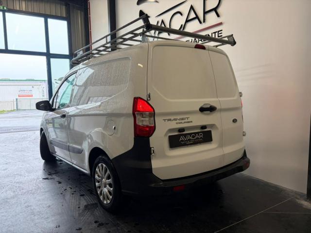 Ford Transit Courier image 3