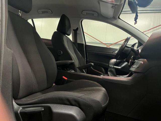 Peugeot 308 image 7