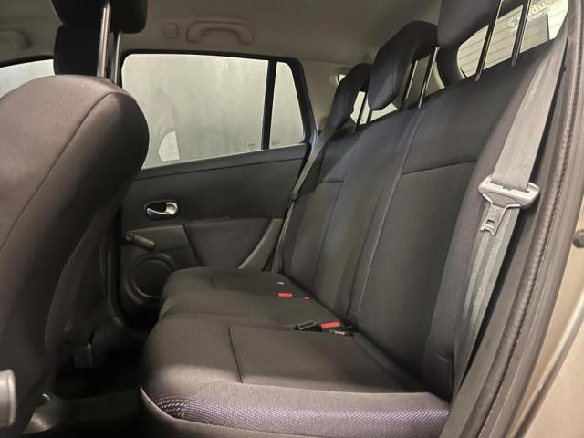 Renault Clio Estate image 5