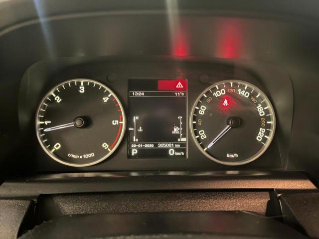 Land Rover Discovery image 4