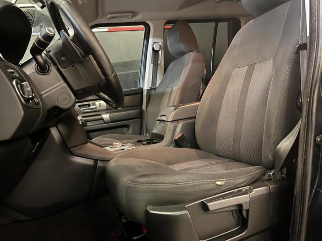 Land Rover Discovery image 3