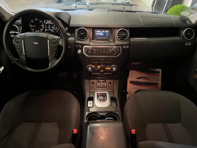 Land Rover Discovery image 7