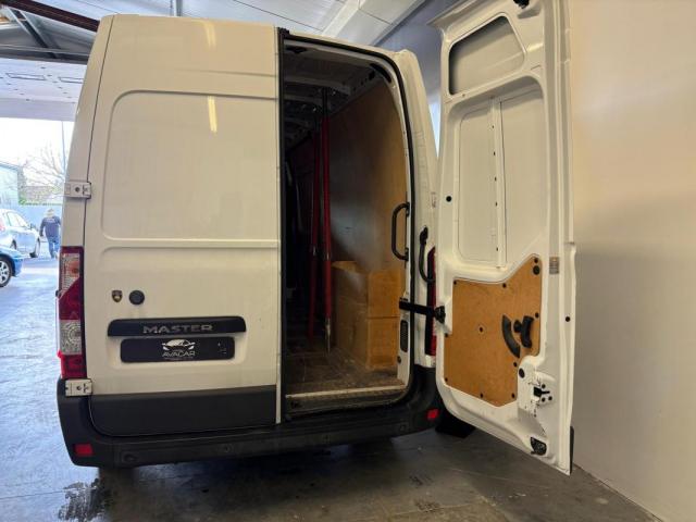 Renault Master image 8