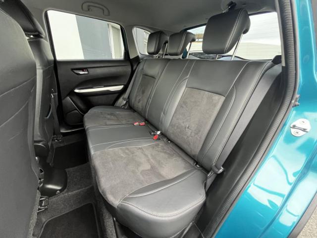Suzuki Vitara image 8