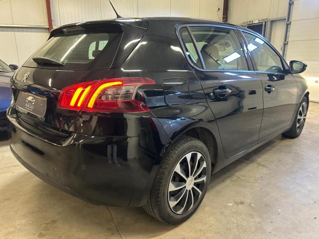 Peugeot 308 image 4