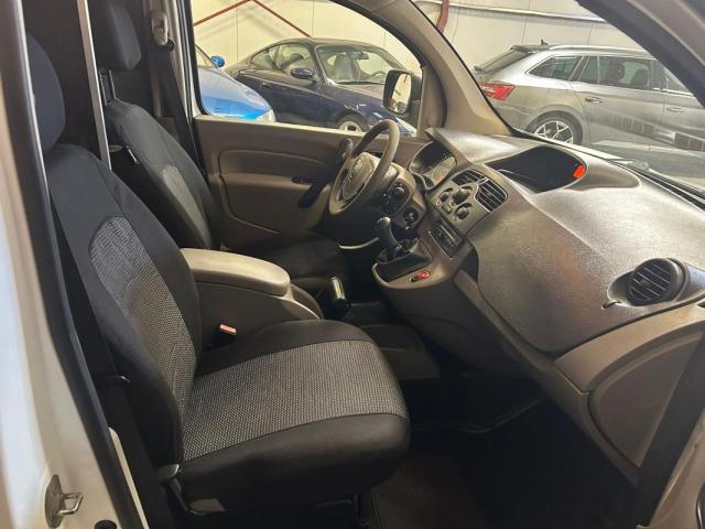 Renault Kangoo image 9