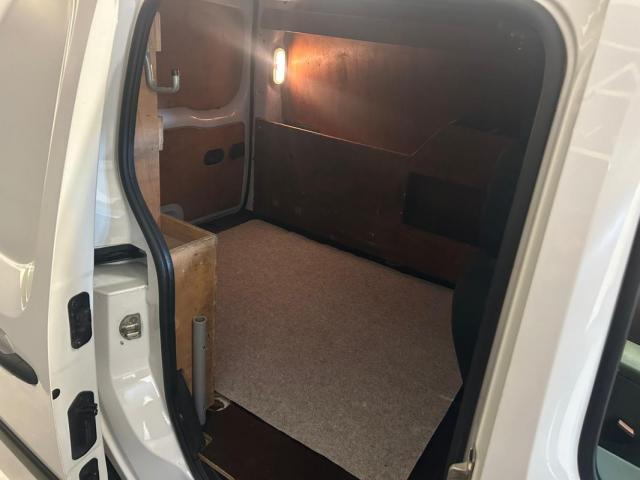 Renault Kangoo image 5