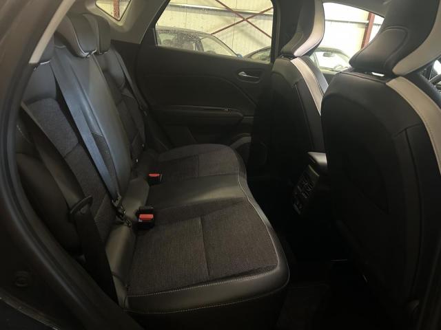 Renault Captur image 7