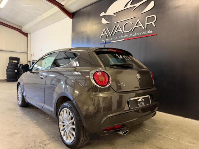 Alfa Romeo Mito image 1