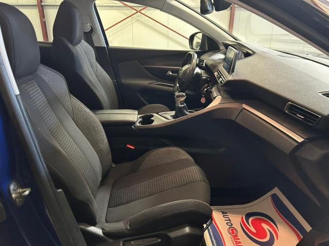 Peugeot 3008 image 9