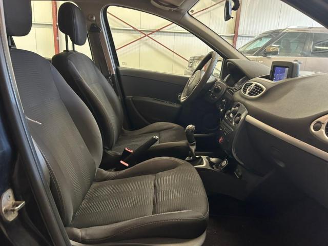 Renault Clio image 1