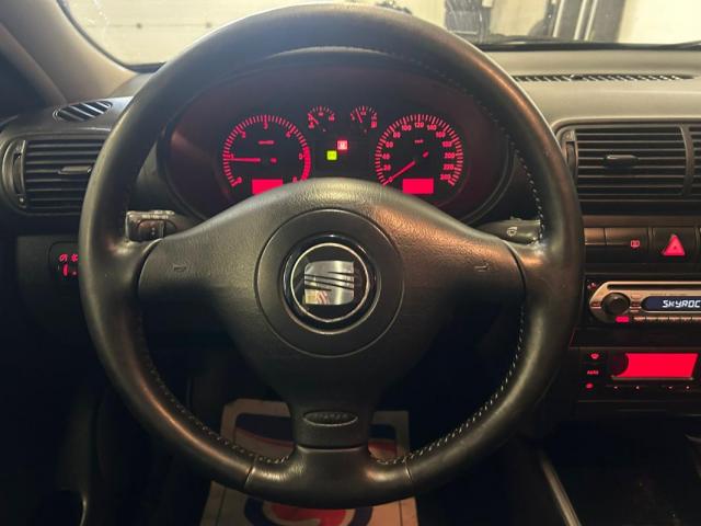 Seat Leon image 4