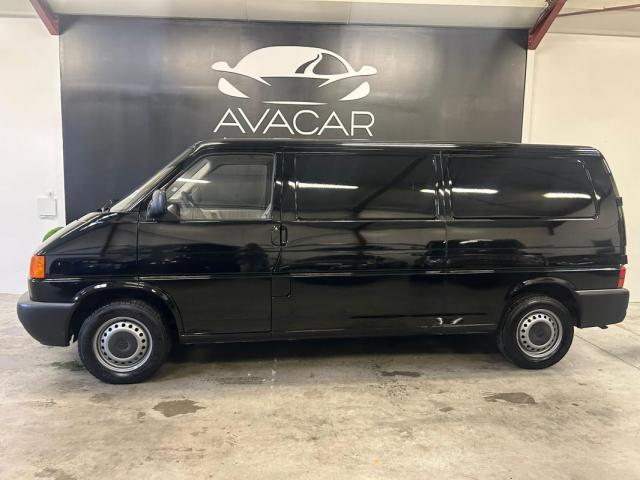 Volkswagen Transporter image 8