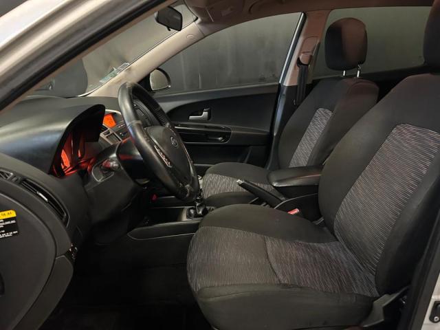 Kia Cee'D image 6