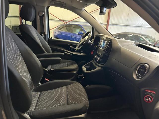Mercedes Benz Vito Mixto image 4