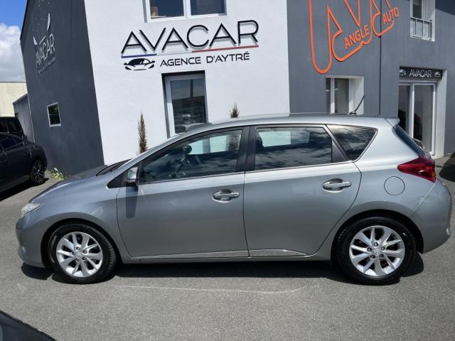 Toyota Auris image 6
