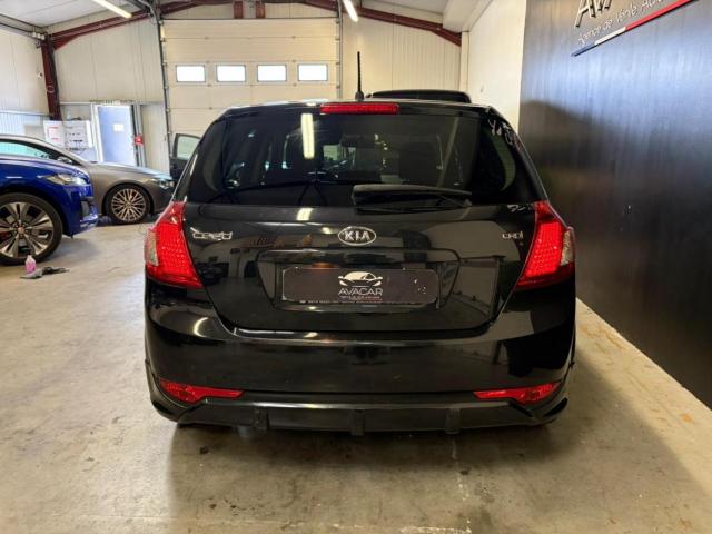 Kia Cee'D image 7
