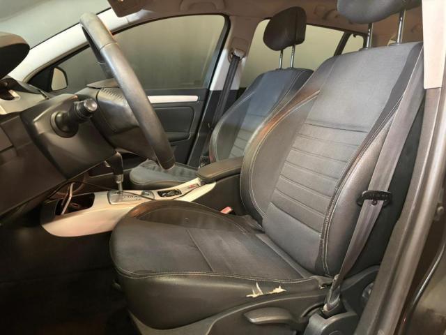Renault Laguna image 2
